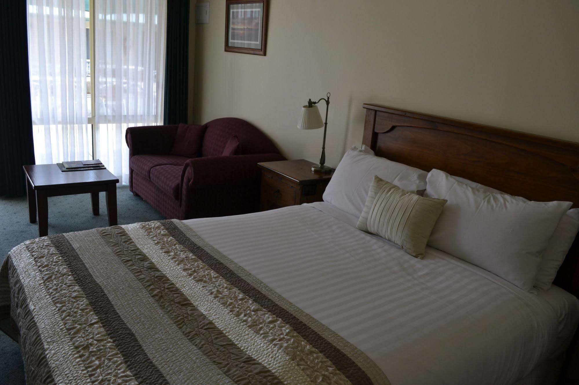 Best Western Crystal Inn Bendigo Exterior photo
